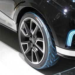 mb-car-2-megamenuimage_0